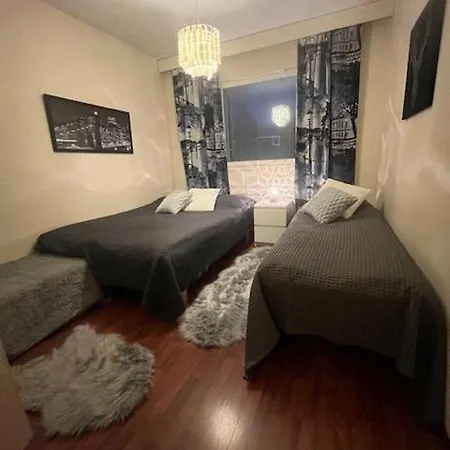 Centre Home, Sauna & Parking By Lapland Host