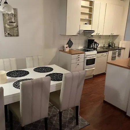 Apartment Centre Home, Sauna & Parking By Lapland Host